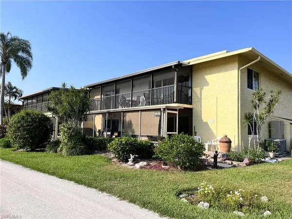 $5,100 | 360 Palm Drive, Unit 4, Naples, FL 34112