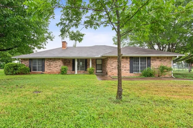 $185,000 | 504 North Emerson Street, Mart, TX 76664