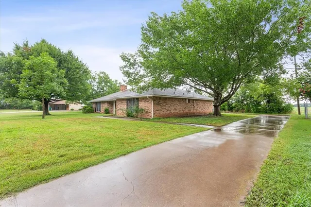 $185,000 | 504 North Emerson Street, Mart, TX 76664