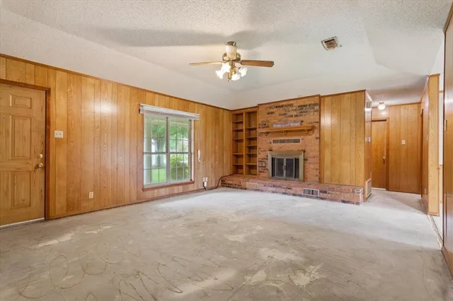 $185,000 | 504 North Emerson Street, Mart, TX 76664