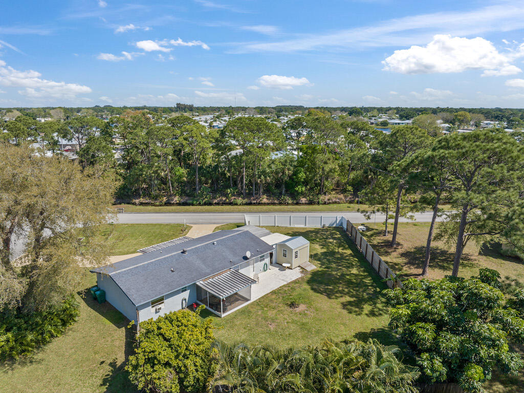 6501 Bayard Road Fort Pierce, FL 34951 - Photo 34 of 37 DJI_20240227131845_0441_D