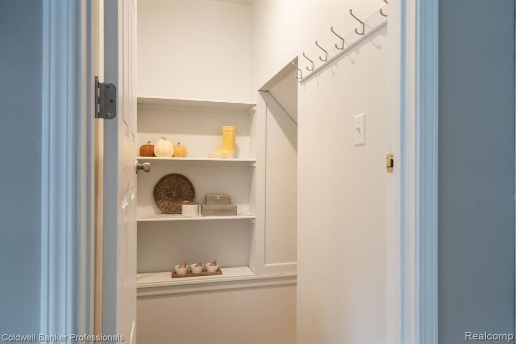 3075 Avalon Road Rochester, MI 48309 - Photo 24 of 33