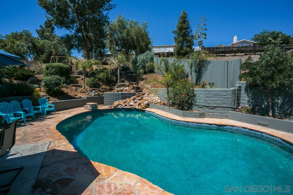 9775 Domer Road Santee, CA 92071 - Photo 5 of 24