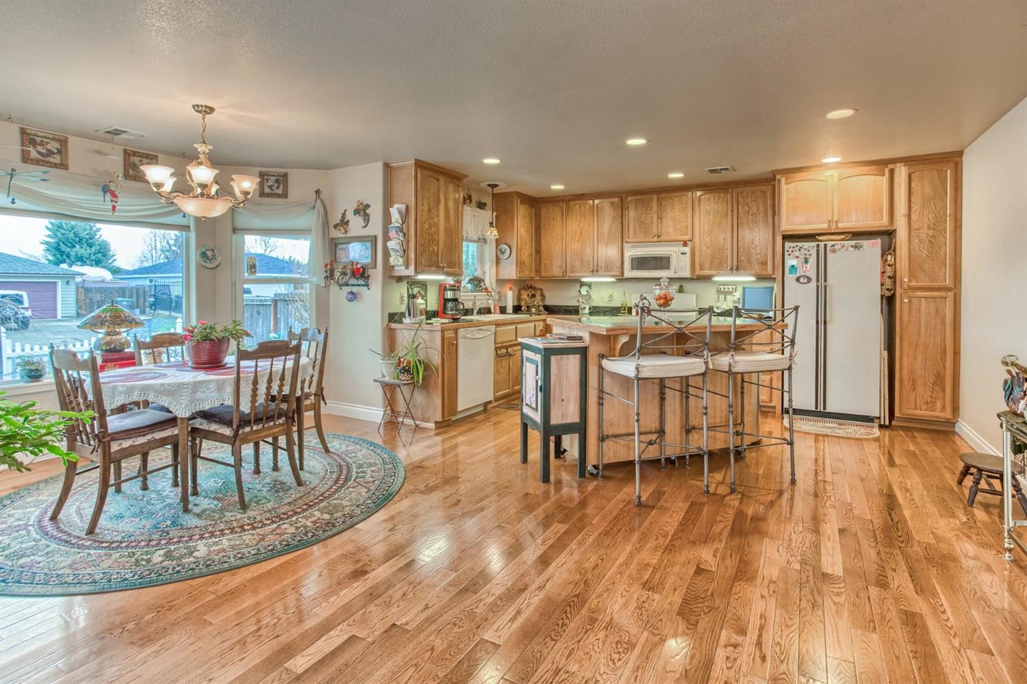1225 Marilee Street Central Point, OR 97502 - Photo 5 of 20 Additional Photo