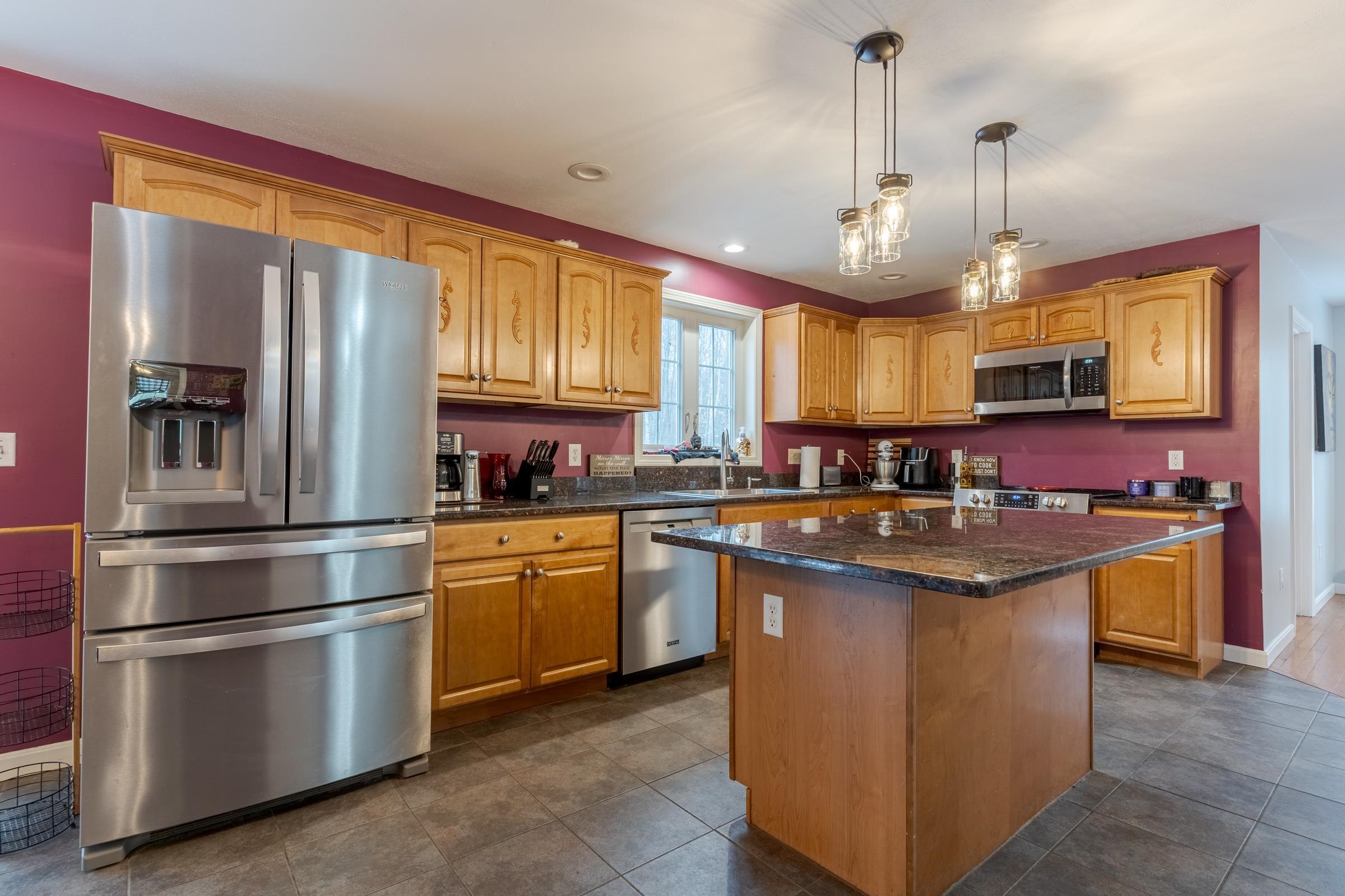 94 Winkley Farm Lane Rochester, NH 03867 - Photo 7 of 29