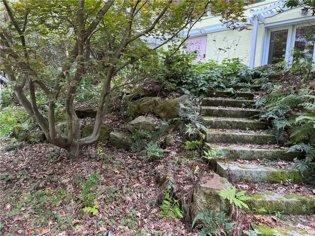 $600,000 | 3145 Scenic Drive, Mars, PA 16046