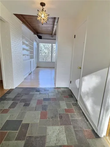 $600,000 | 3145 Scenic Drive, Mars, PA 16046