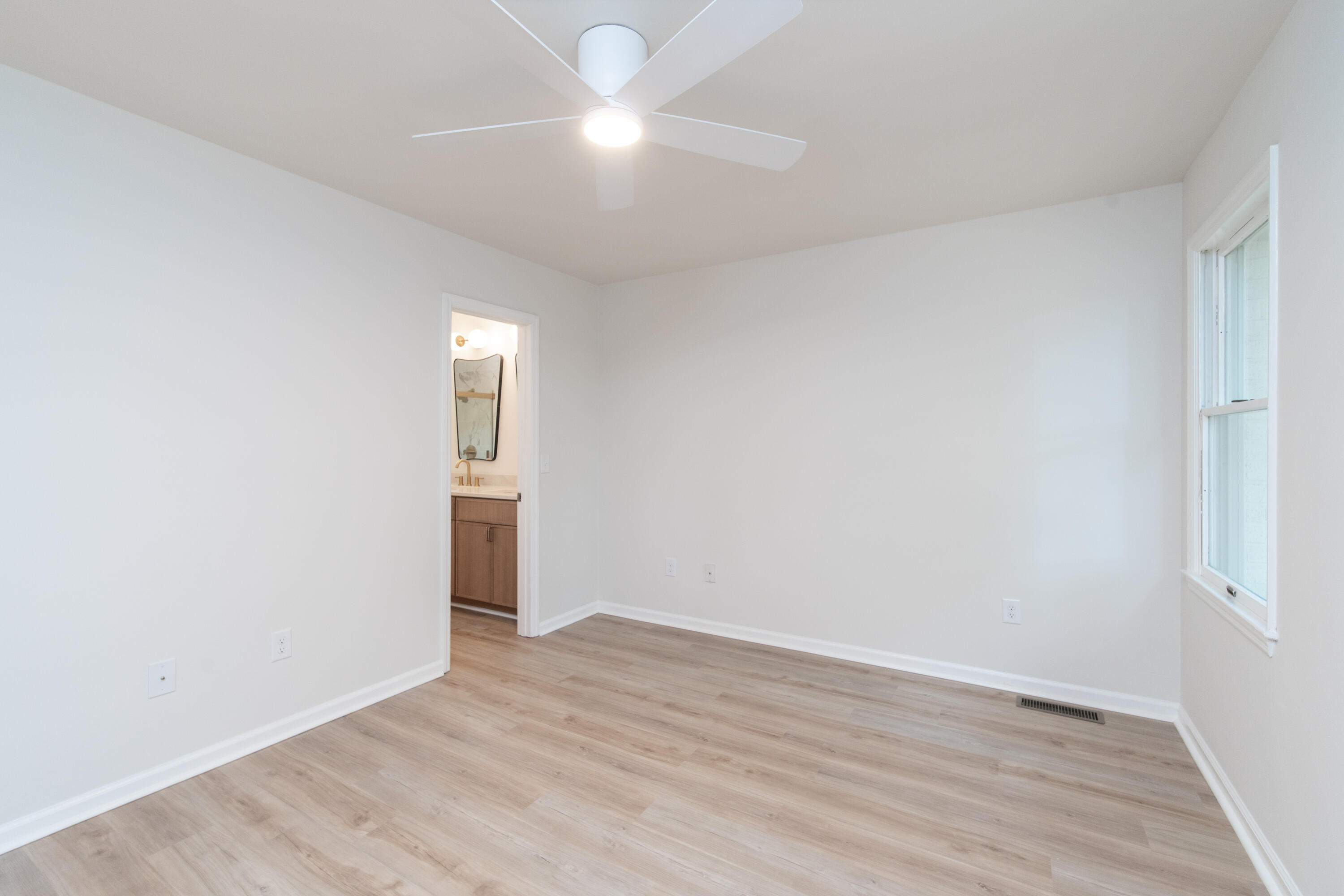 773 Harbor View Road Charleston, SC 29412 - Photo 26 of 52 Gallery Image 26