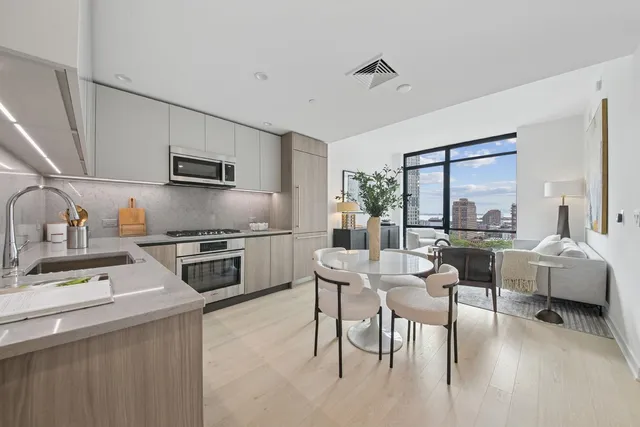 $1,015,000 | 155 Bay Street, Unit 1605, Jersey City, NJ 07302