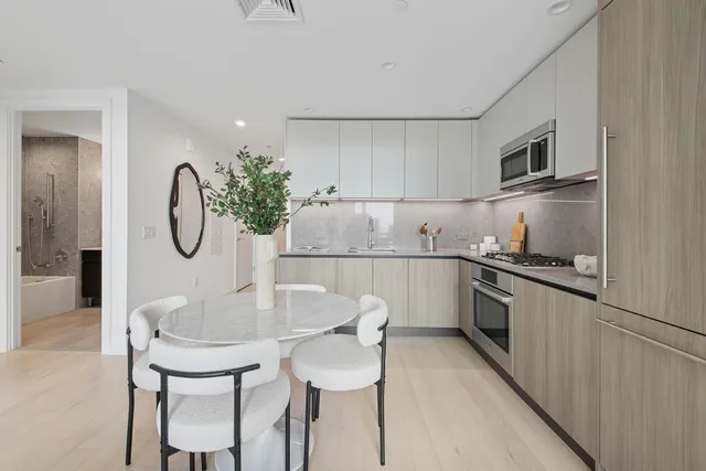 $1,015,000 | 155 Bay Street, Unit 1605, Jersey City, NJ 07302