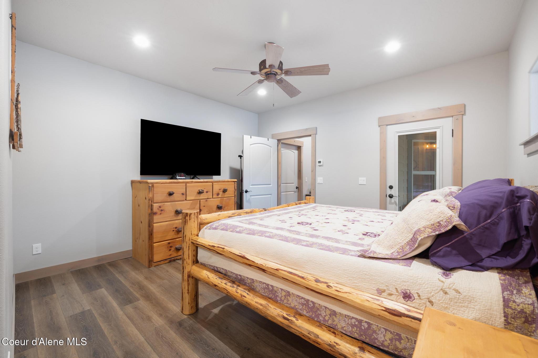 1829 West Smoke Tree Avenue Athol, ID 83801 - Photo 26 of 46 Master Bedroom