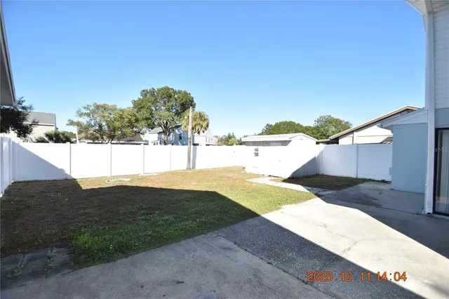 $2,095 | 10541 Parkcrest Drive, Tampa, FL 33624