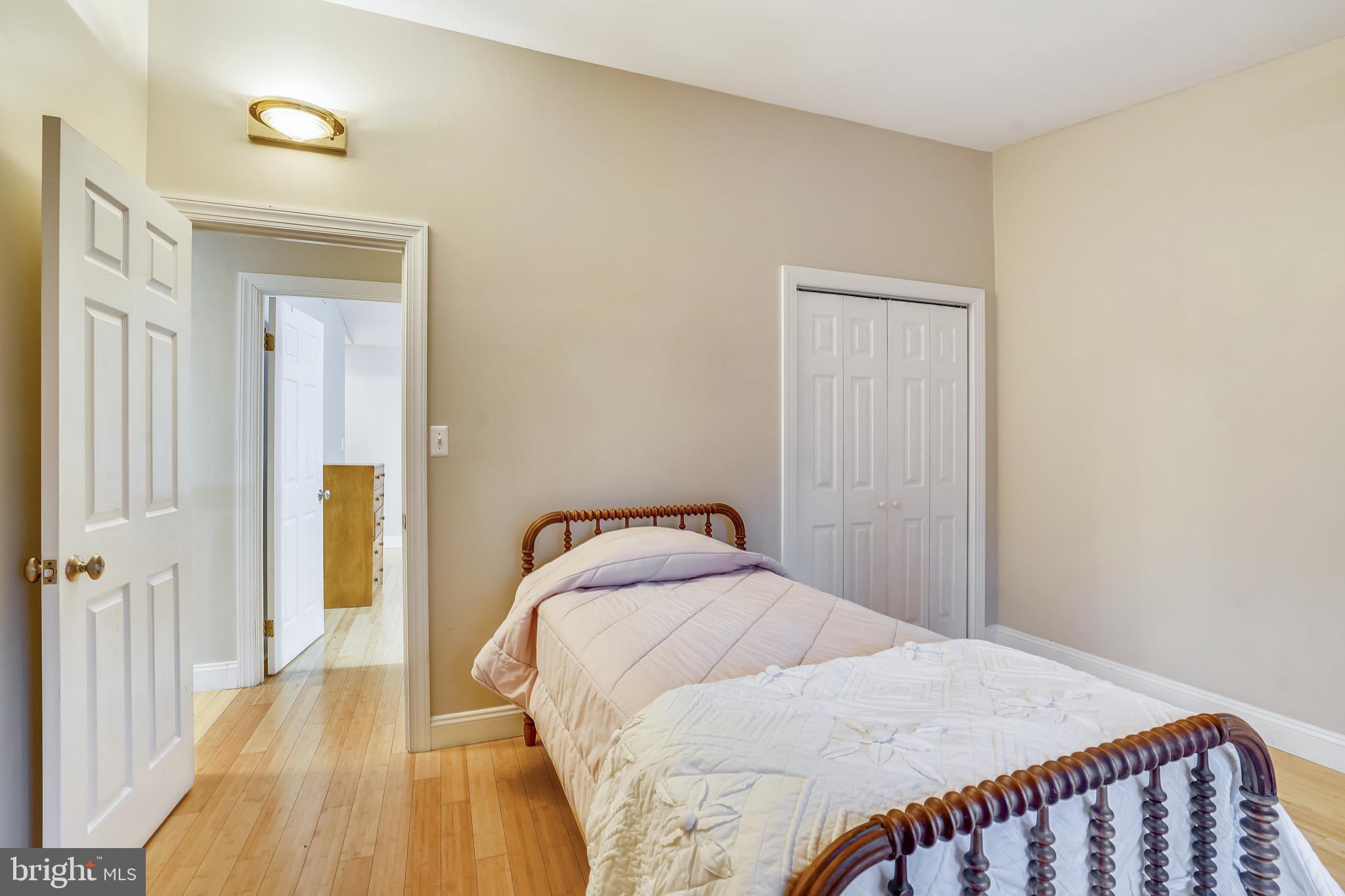 3206 Fox Mill Road Oakton, VA 22124 - Photo 40 of 56 UL BEDROOM