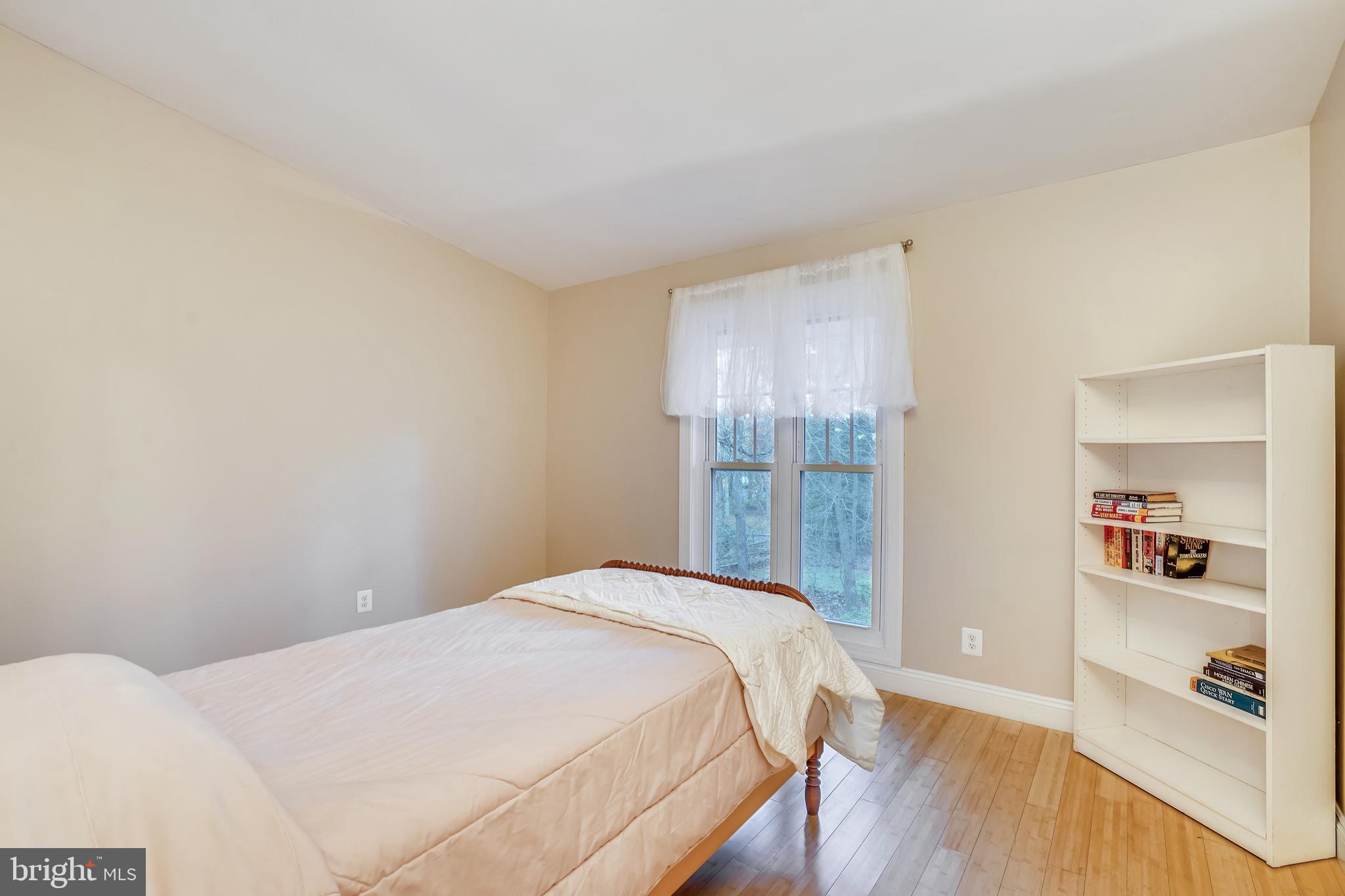 3206 Fox Mill Road Oakton, VA 22124 - Photo 41 of 56 UL BEDROOM