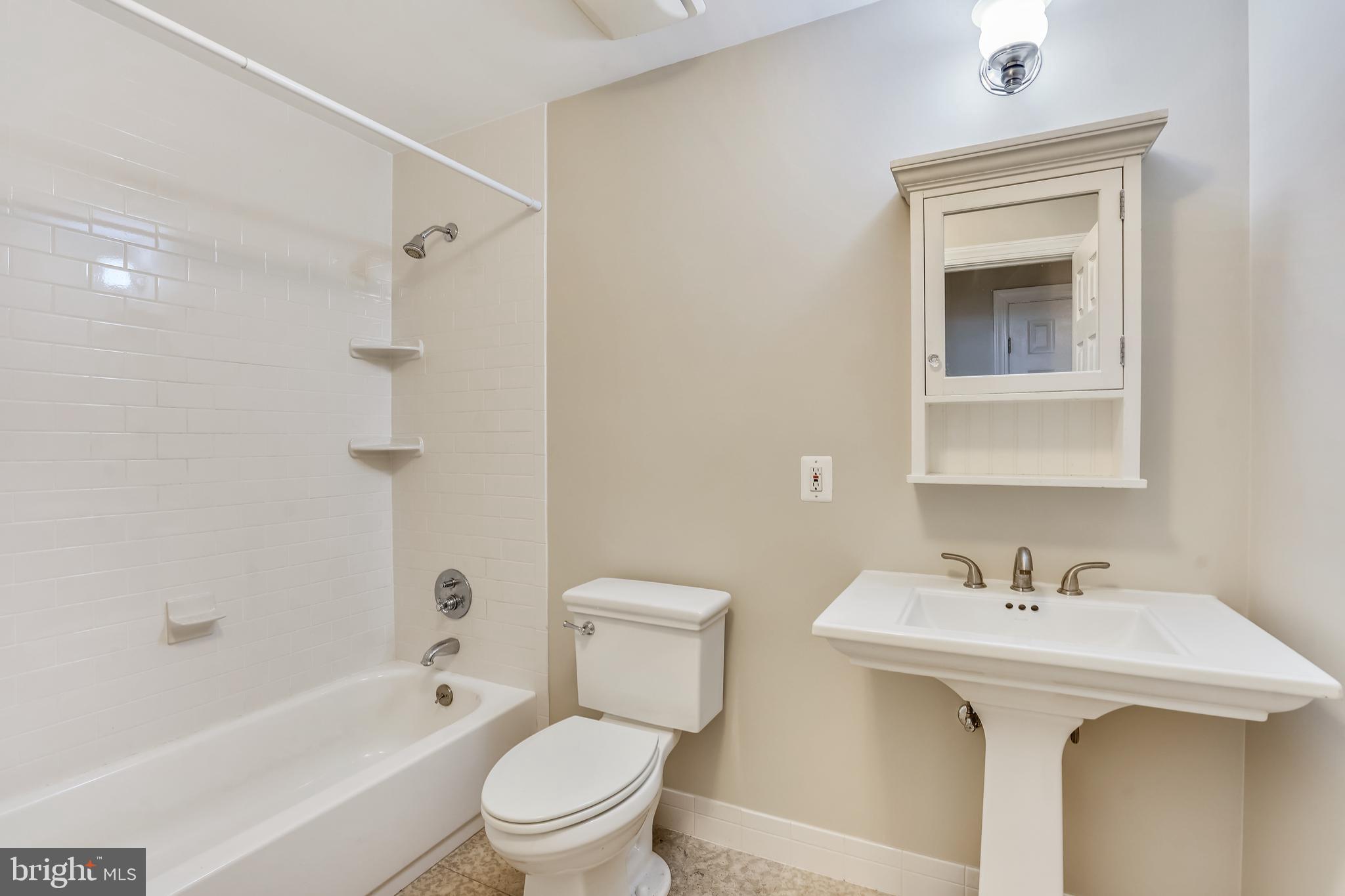 3206 Fox Mill Road Oakton, VA 22124 - Photo 42 of 56 HALL BATH