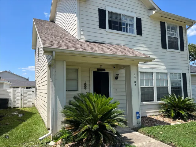 $1,850 | 9707 Farrell Drive, Houston, TX 77070