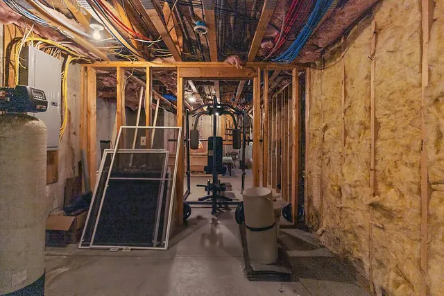 $585,000 | 43 Brookside Lane, Strong, ME 04983