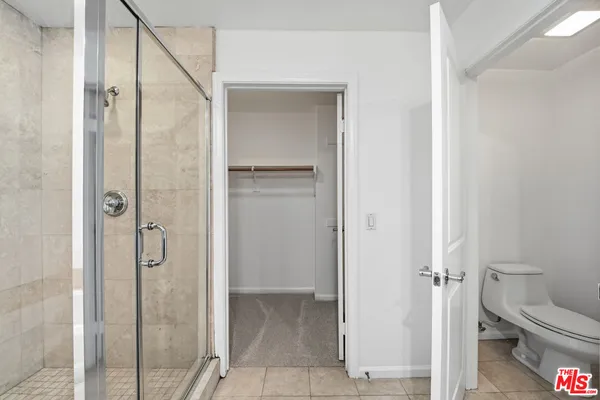$760,000 | 128 North Oak Knoll Avenue, Unit 202, Pasadena, CA 91101