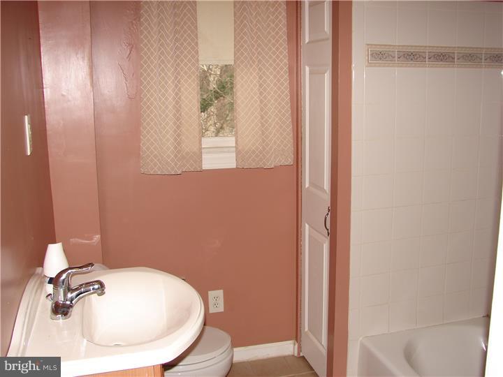 4624 State Road Drexel Hill, PA 19026 - Photo 11 of 18
