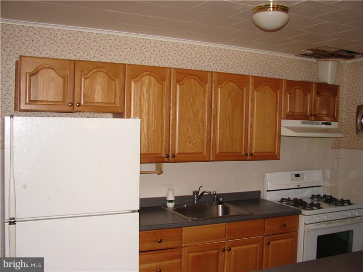 4624 State Road Drexel Hill, PA 19026 - Photo 7 of 18