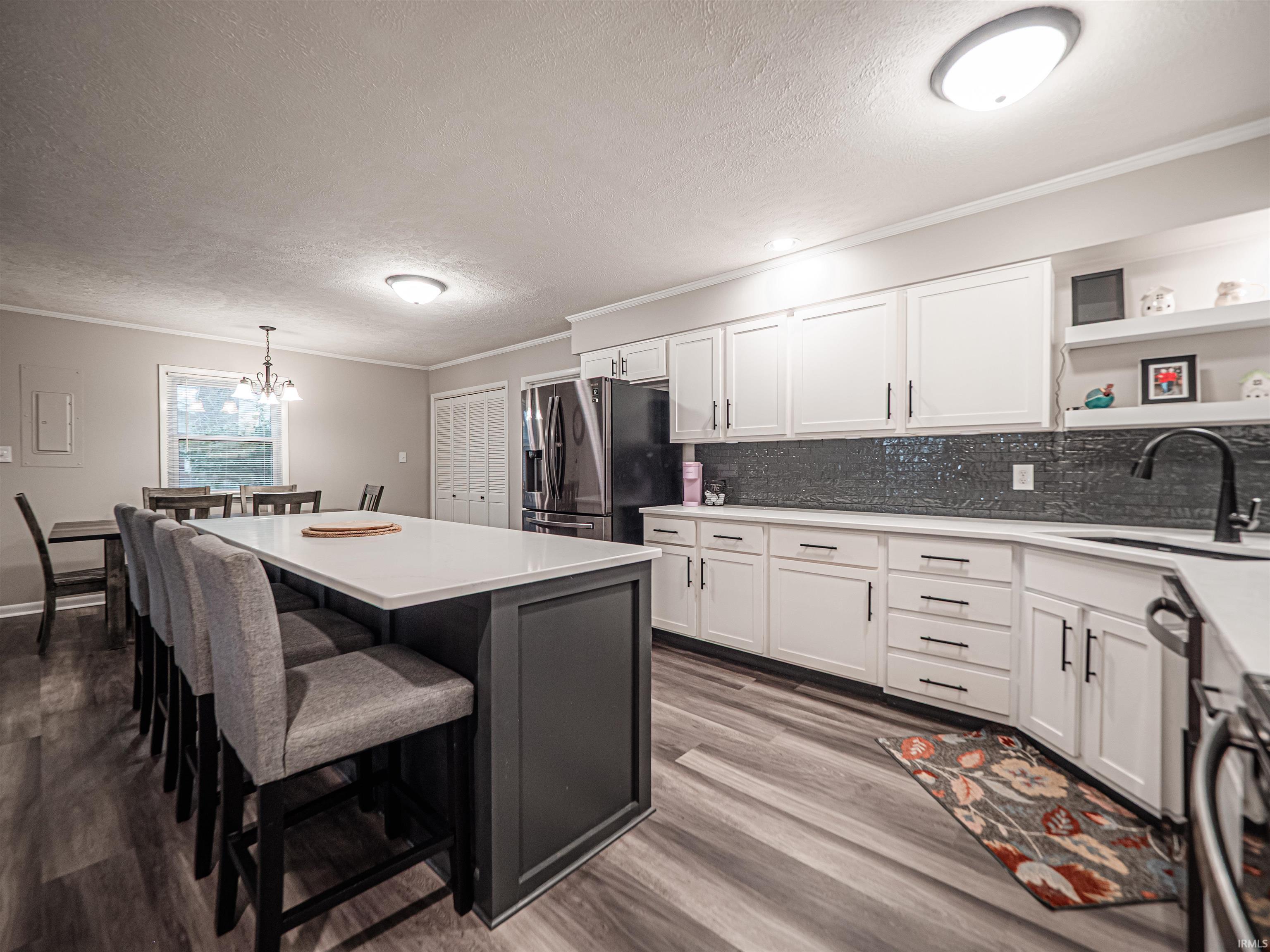 216 Hanover Road Evansville, IN 47710 - Photo 8 of 34