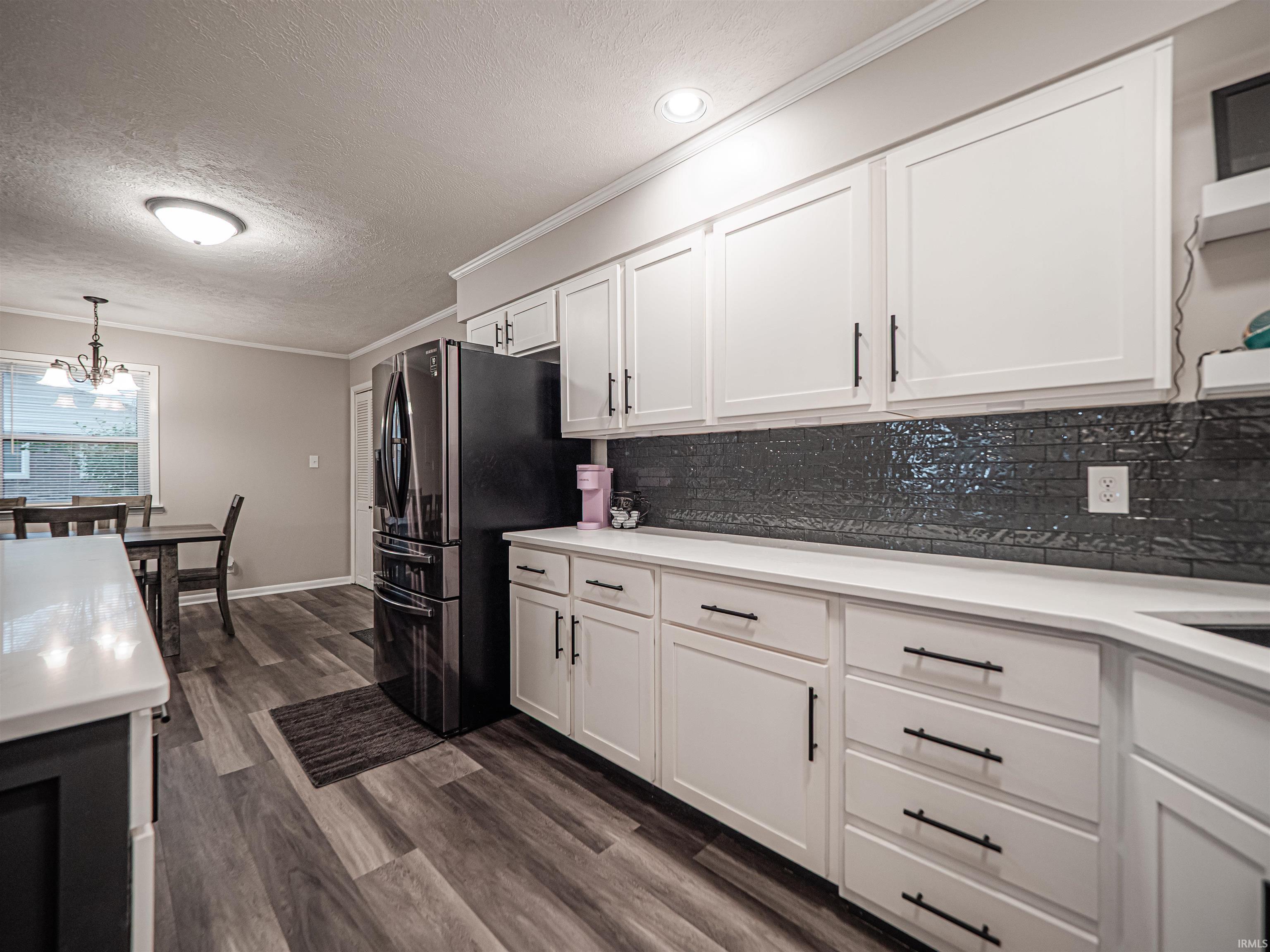 216 Hanover Road Evansville, IN 47710 - Photo 9 of 34