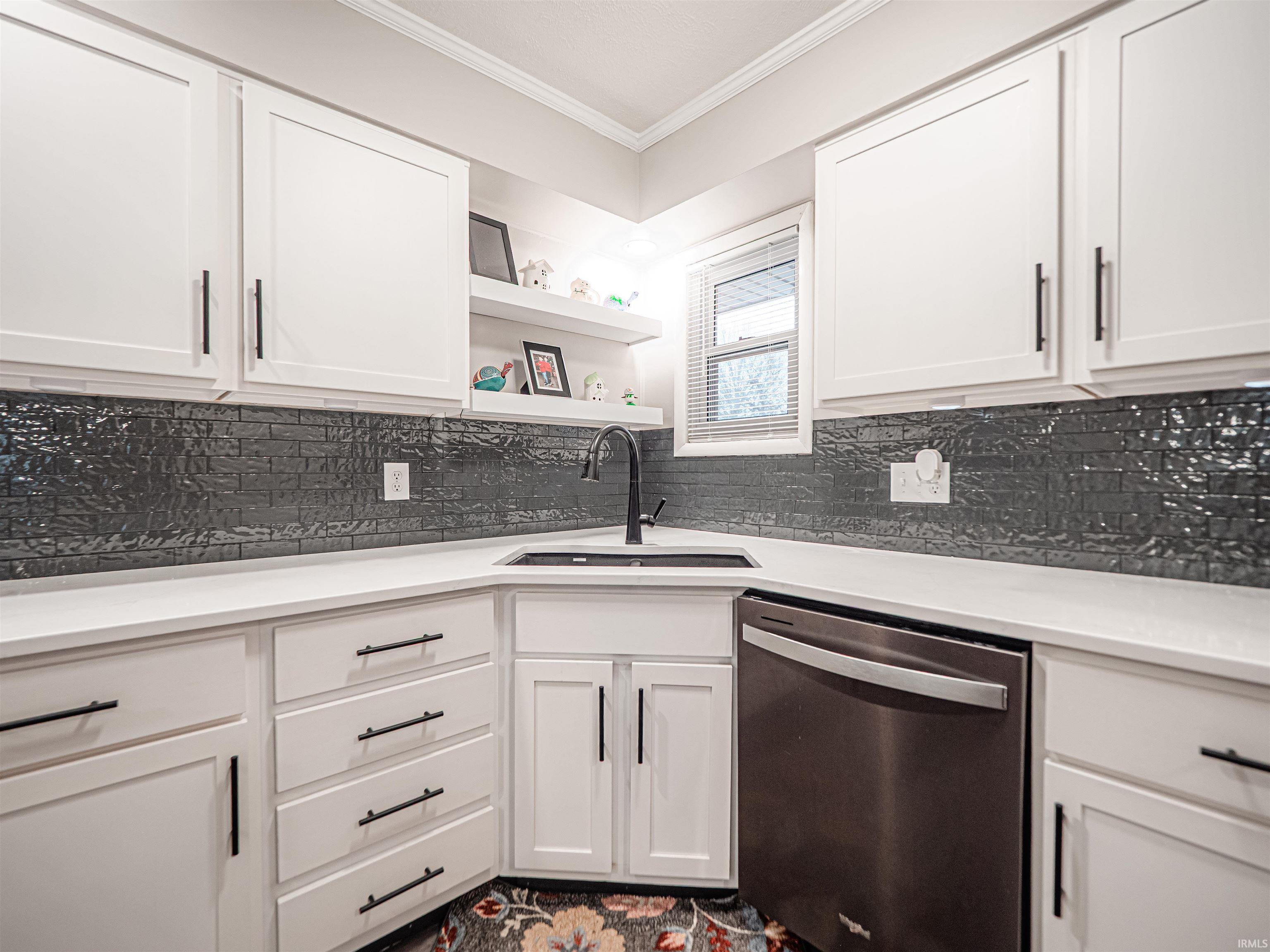 216 Hanover Road Evansville, IN 47710 - Photo 10 of 34