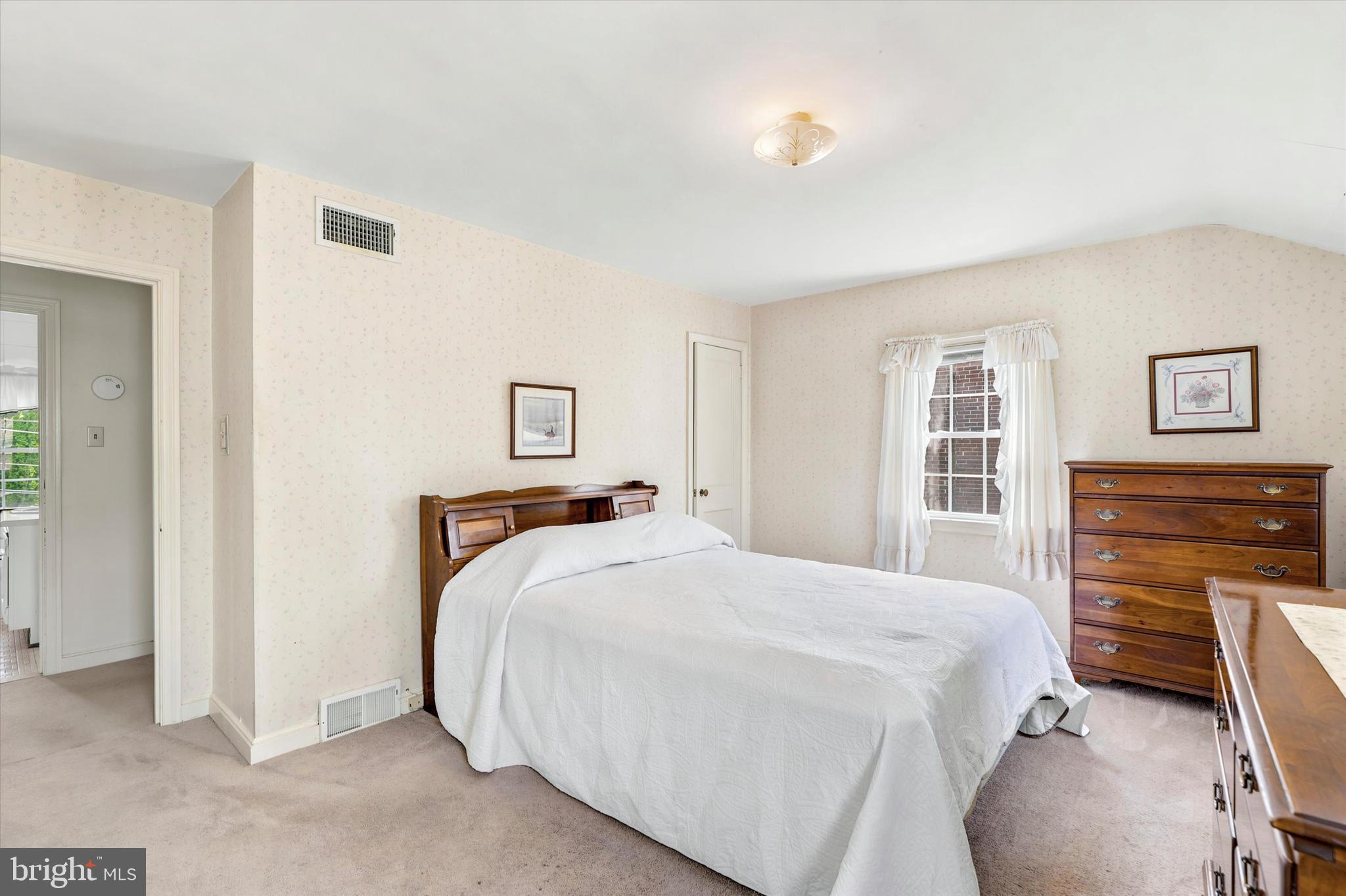 204 Flintlock Road Drexel Hill, PA 19026 - Photo 24 of 35