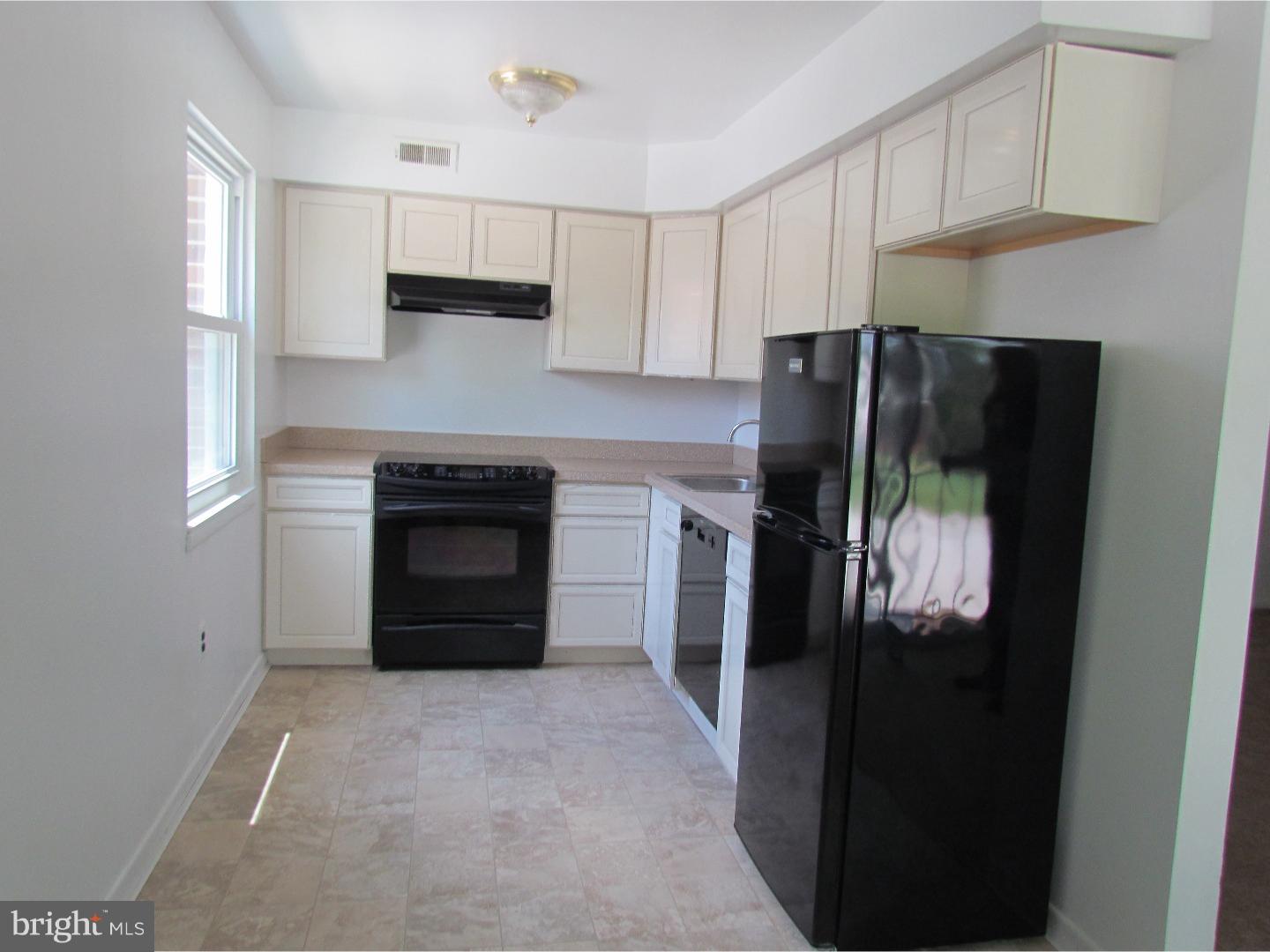 802 Winding Way Westville, NJ 08093 - Photo 5 of 14