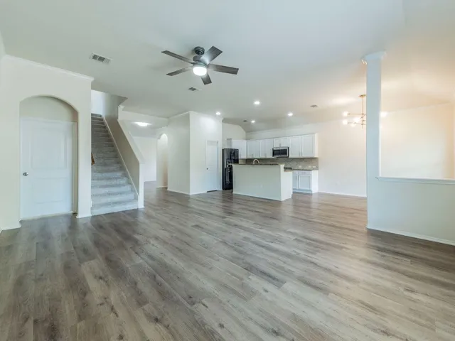 $2,795 | 18705 Falcon Pointe Boulevard, Pflugerville, TX 78660