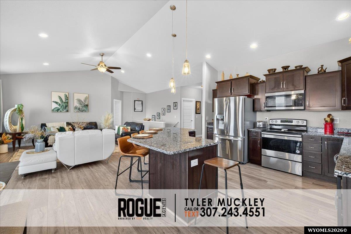 6065 Thunder Valley Road Mills, WY 82604 - Photo 17 of 46