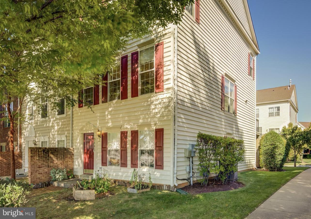 9441 Fields Road Gaithersburg, MD 20878 - Photo 1 of 35 Gallery Image 1