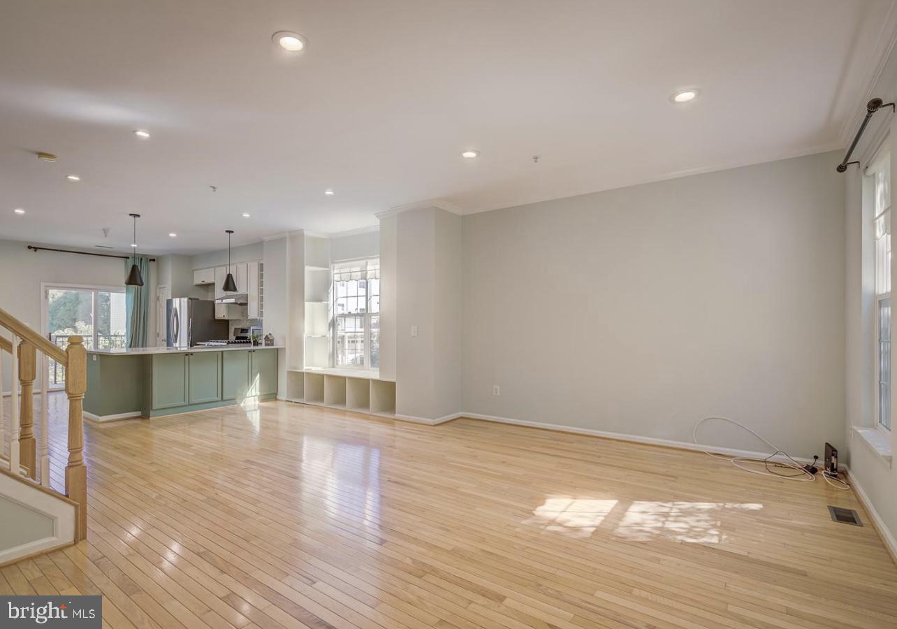 9441 Fields Road Gaithersburg, MD 20878 - Photo 12 of 35 Gallery Image 12
