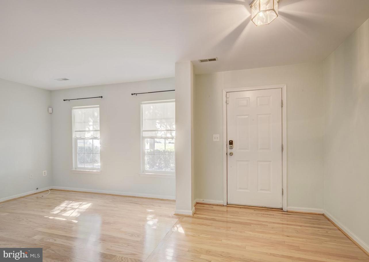 9441 Fields Road Gaithersburg, MD 20878 - Photo 3 of 35 Gallery Image 3