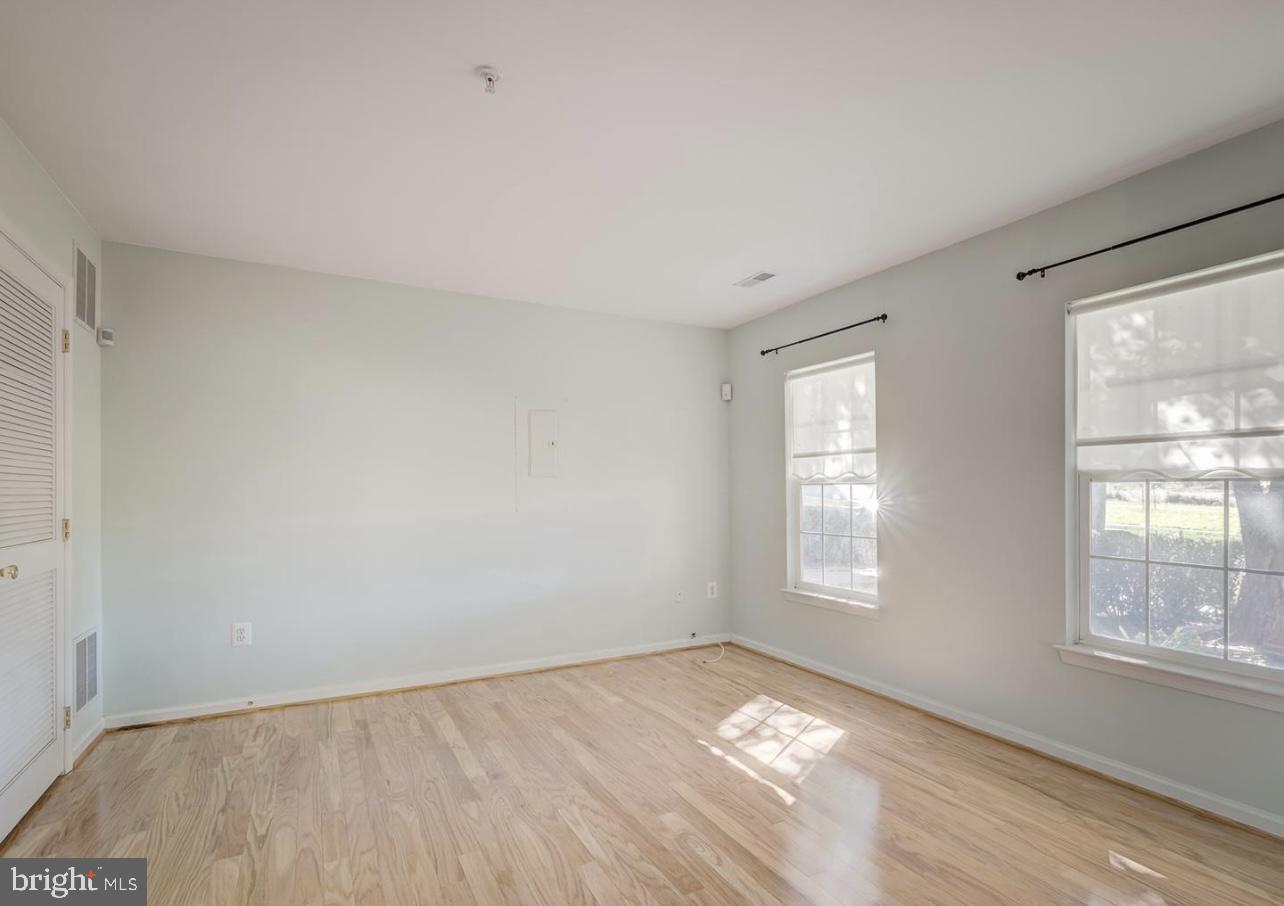 9441 Fields Road Gaithersburg, MD 20878 - Photo 5 of 35 Gallery Image 5