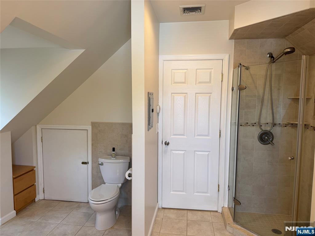 243 Donaldson Avenue Rutherford, NJ 07070 - Photo 19 of 26 Gallery Image 19