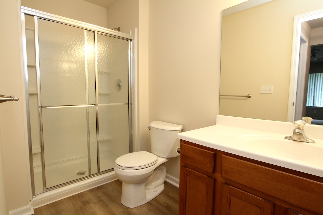 34118 Utica Road Fraser, MI 48026 - Photo 10 of 25 31360426-9.JPG
