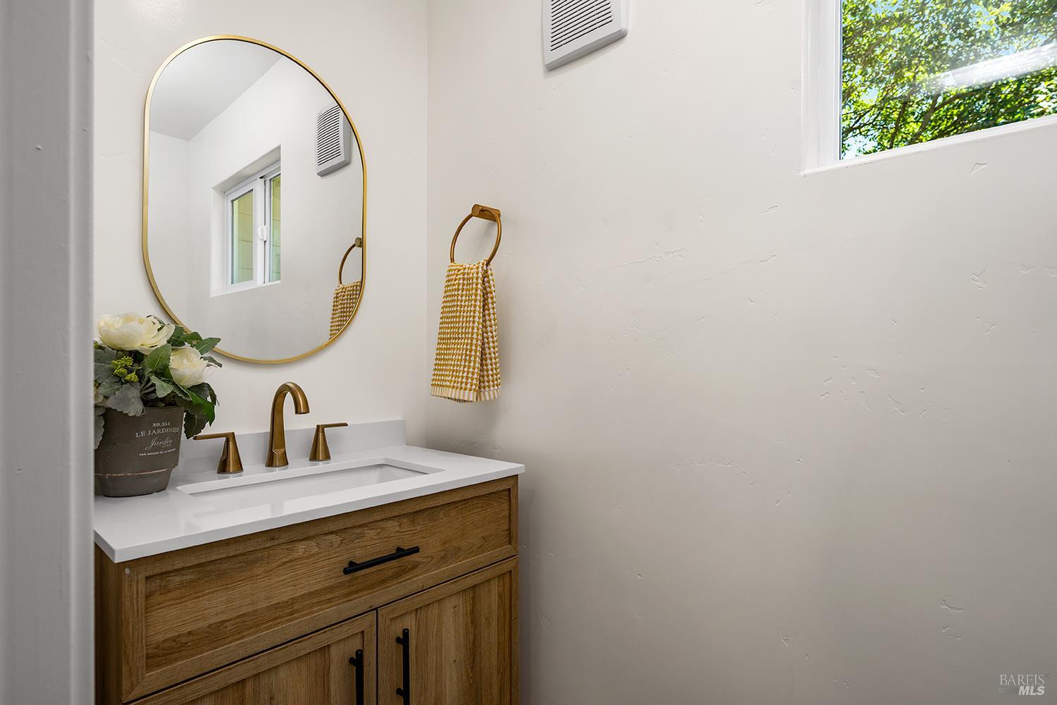 5975 Volkerts Road Sebastopol, CA 95472 - Photo 29 of 49