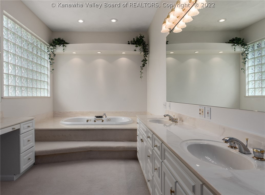301 Heath Road Hurricane, WV 25526 - Photo 11 of 21 Gallery Image 11