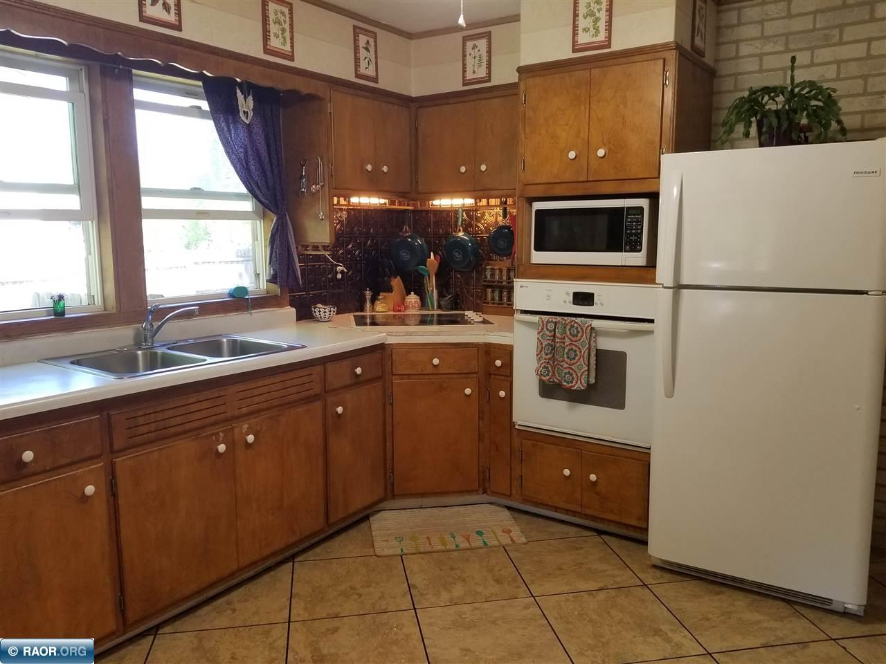 309 North 3rd Street Hibbing, MN 55746 - Photo 9 of 15