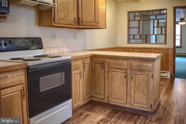 $104,000 | 143 South Maple Street, Mount Carmel, PA 17851