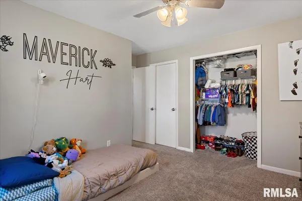 $229,900 | 11 Birch Lake Drive, Sherman, IL 62684