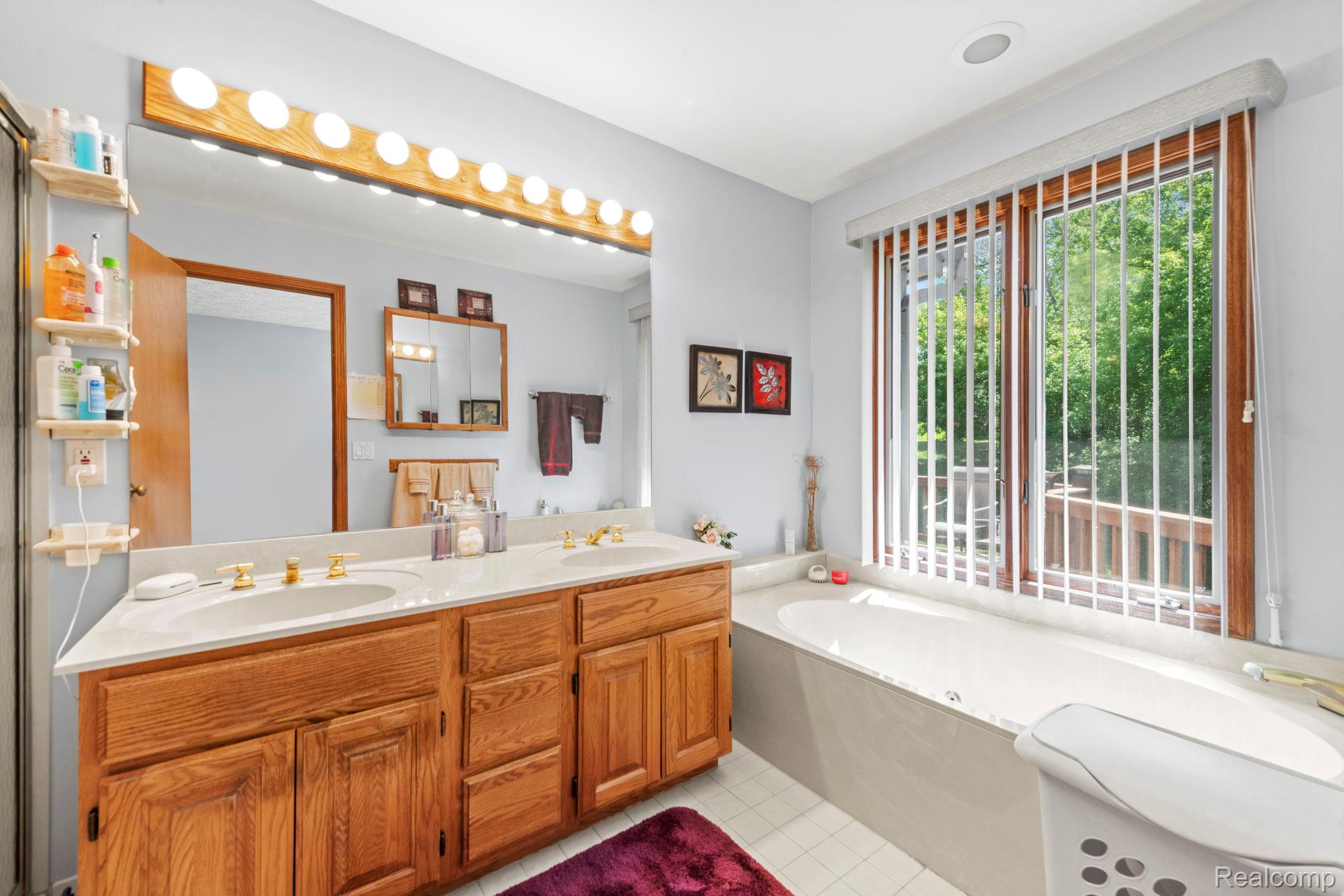 6687 Ridgeview Drive Clarkston, MI 48346 - Photo 25 of 41