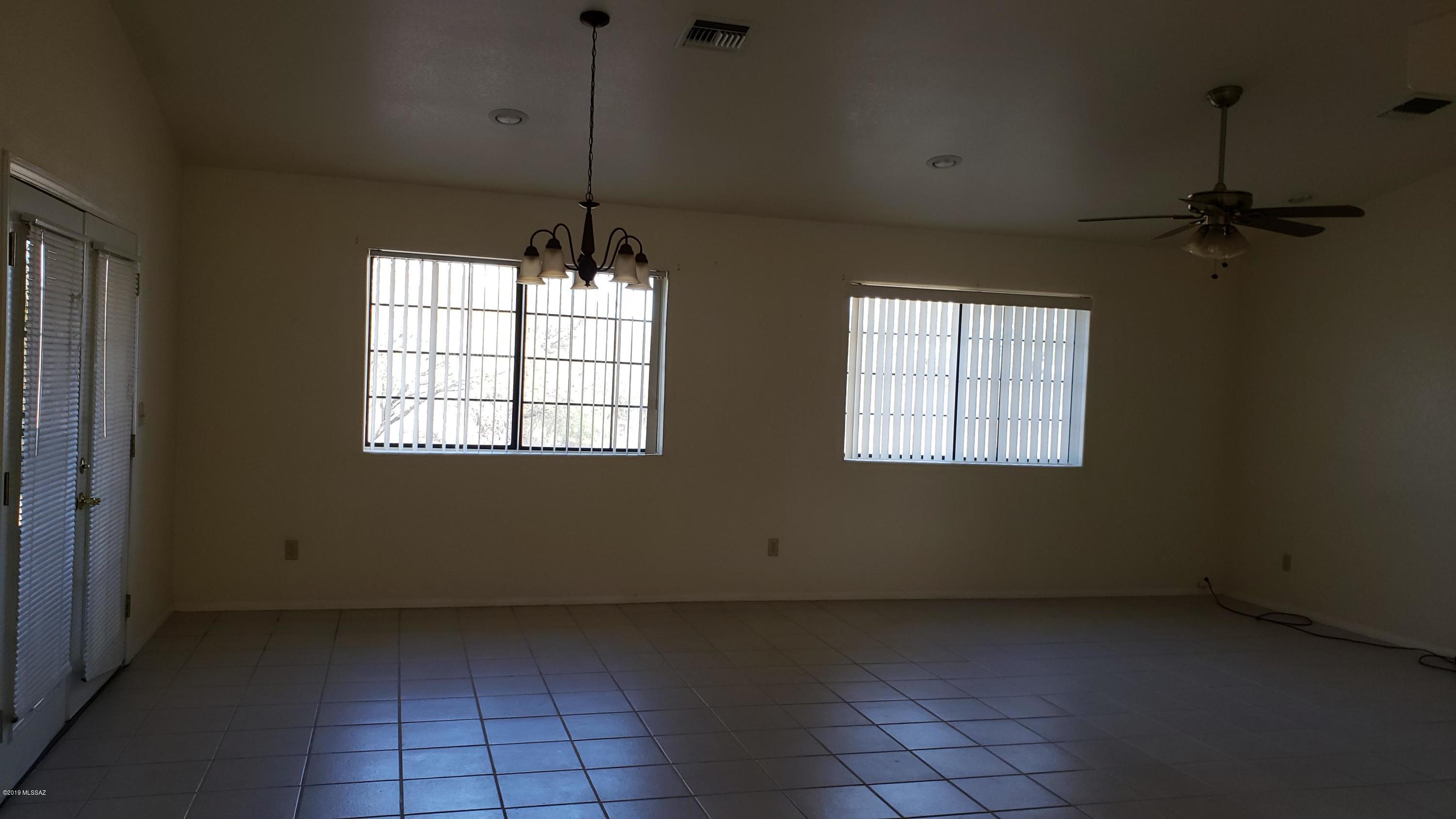 198 Bosque Court Rio Rico, AZ 85648 - Photo 12 of 24