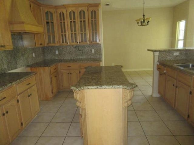 6508 Shark Bay Road Laredo, TX 78041 - Photo 7 of 19 Gallery Image 7