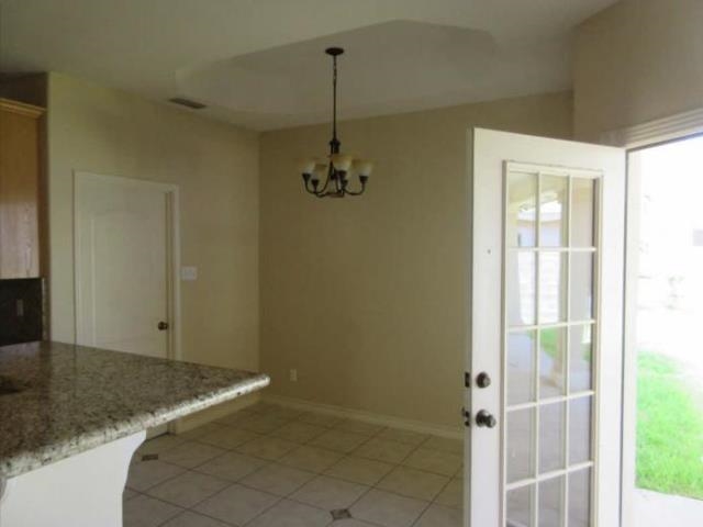 6508 Shark Bay Road Laredo, TX 78041 - Photo 8 of 19 Gallery Image 8