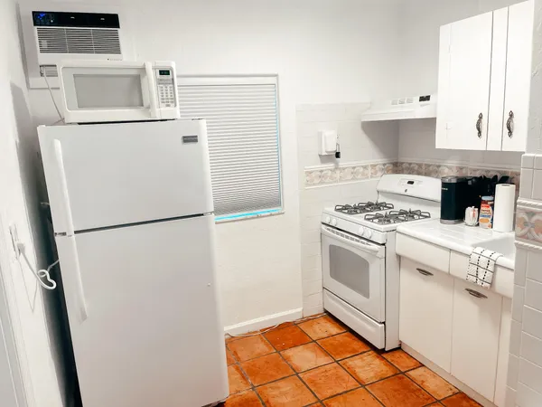 $1,700 | 516 3rd Avenue South, Lake Worth Beach, FL 33460