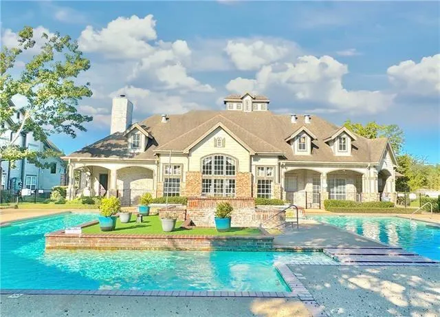 $1,300 | 350 Emerald Forest Boulevard, Unit 11202, Covington, LA 70433