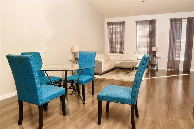 $1,300 | 350 Emerald Forest Boulevard, Unit 11202, Covington, LA 70433