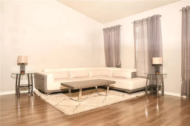 $1,300 | 350 Emerald Forest Boulevard, Unit 11202, Covington, LA 70433